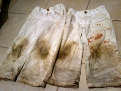 https://www.stain-removal-101.com/images/pants-stain-from-a-fun-kids-night-now-ideas-for-getting-it-out-21534102.jpg