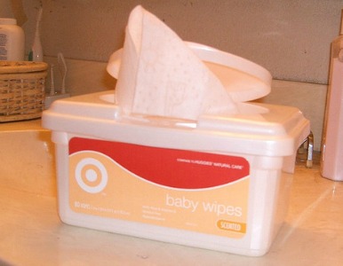 Baby Wipes Clean Everything!: Alternate Uses For This Common Item Baby Wipes Clean Everything!: Alternate Uses For This Common Item